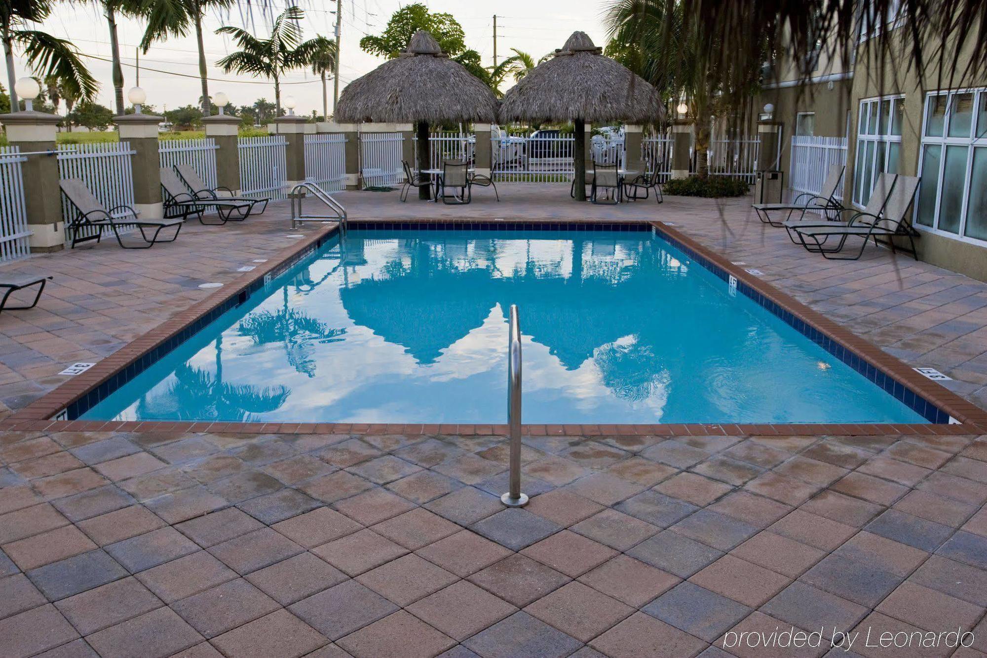 Holiday Inn Express & Suites Florida City-Gateway To Keys By Ihg Eksteriør bilde