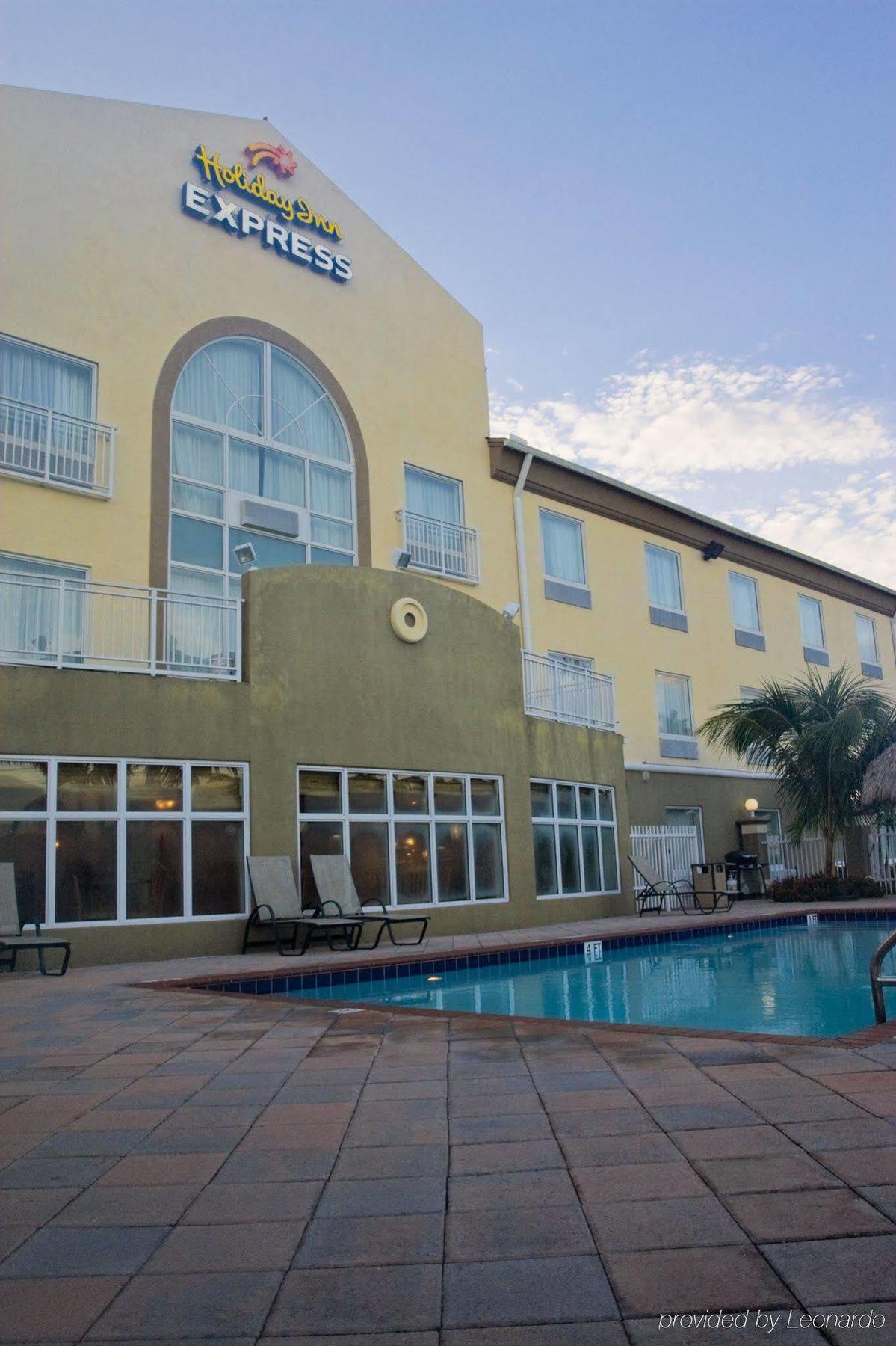 Holiday Inn Express & Suites Florida City-Gateway To Keys By Ihg Eksteriør bilde