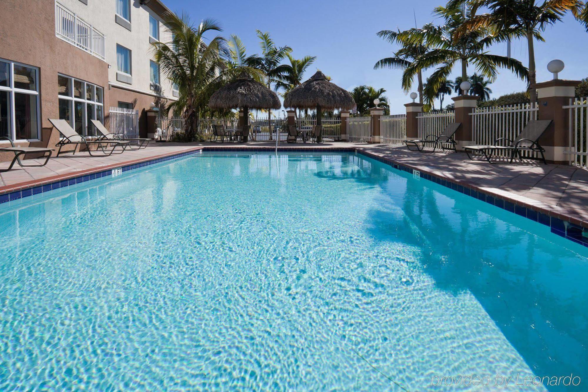 Holiday Inn Express & Suites Florida City-Gateway To Keys By Ihg Eksteriør bilde